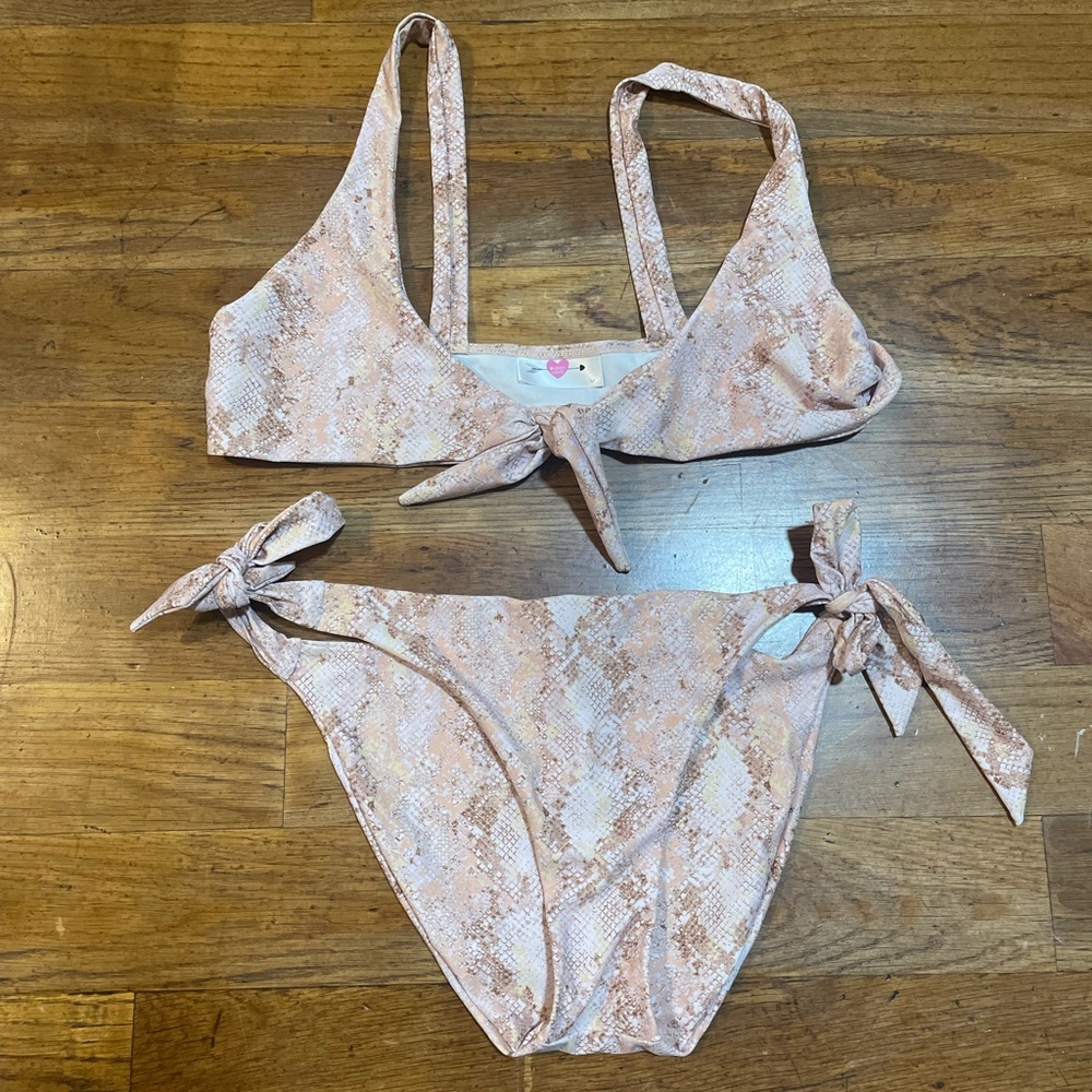 Buddy Love Bikini size M